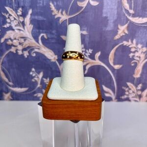 Vintage Estate Dome or "Gypsy" Gold Toned Ring Size 7.5 Lot D64